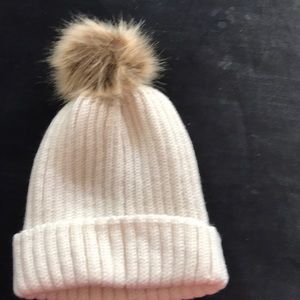 Pom Pom hat